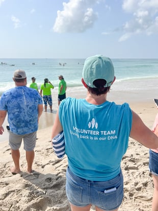Wells volunteer at beach surfers healing