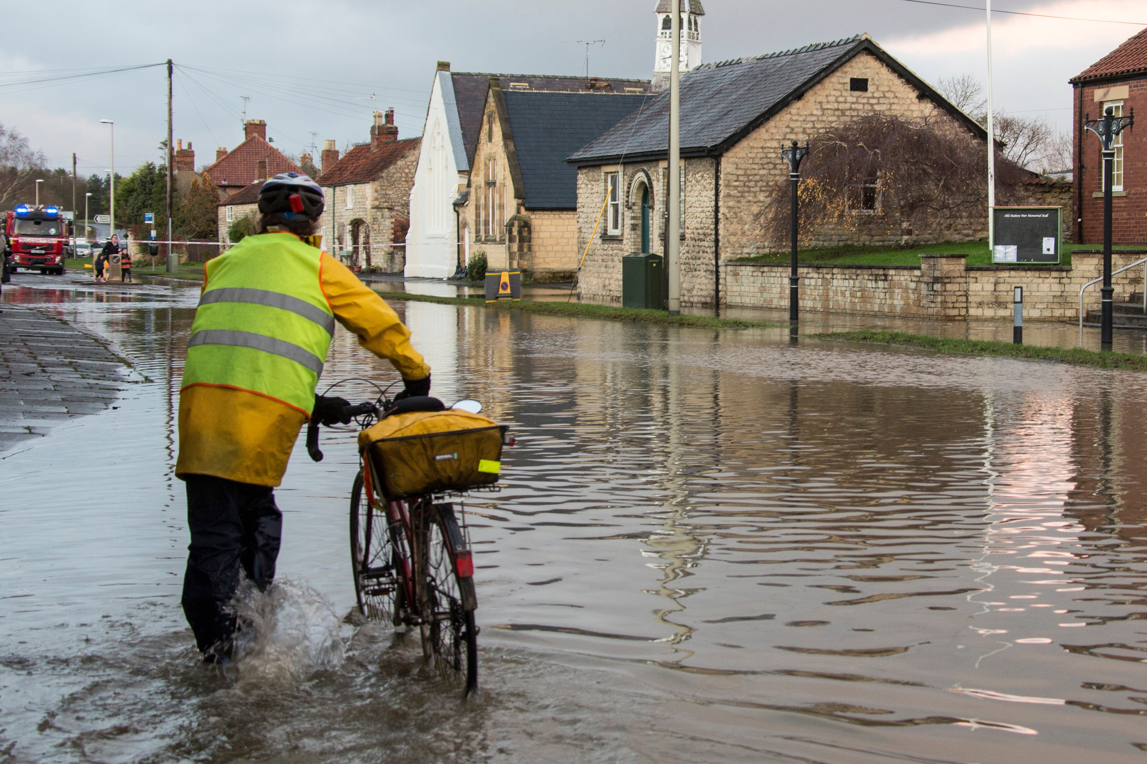 flood waters 